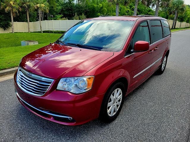 2015 CHRYSLER Town and Country