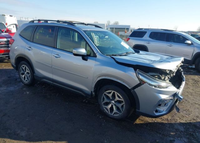 2020 SUBARU Forester