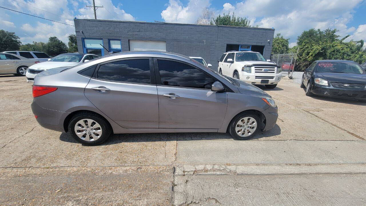 2014 HYUNDAI Accent