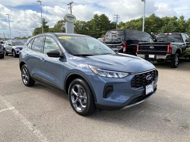 2025 FORD Escape