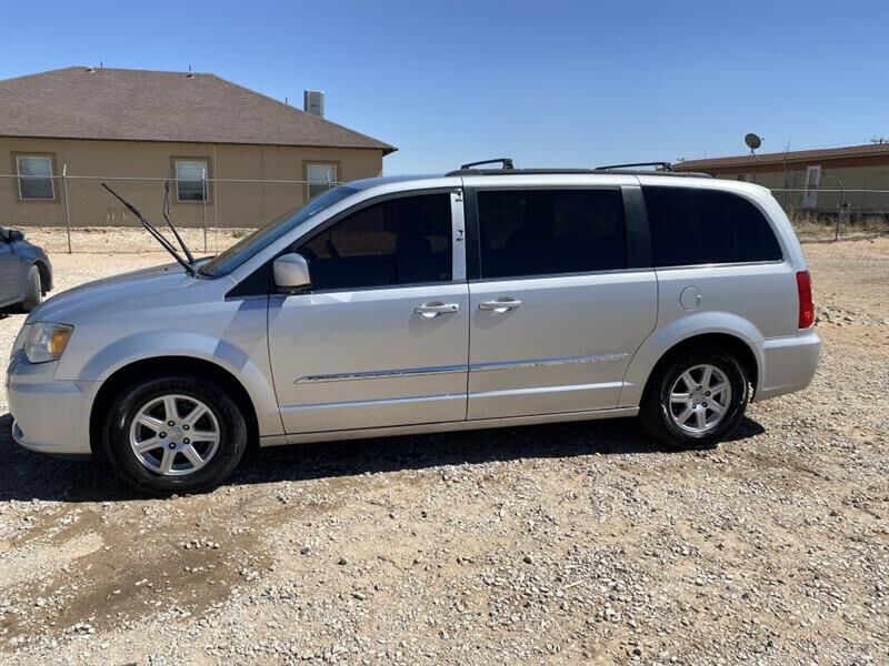 2011 CHRYSLER Town and Country