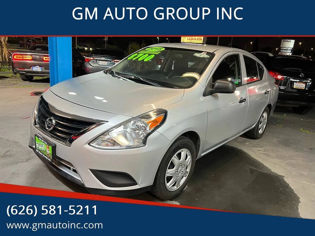 2015 NISSAN Versa