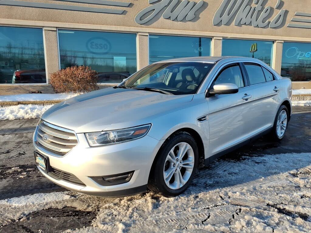 2017 FORD Taurus