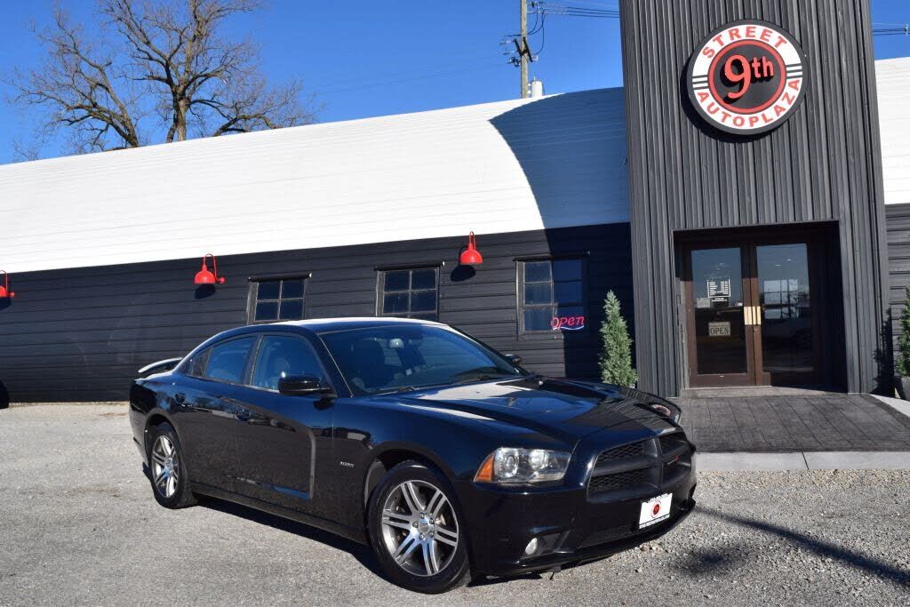 2013 DODGE Charger