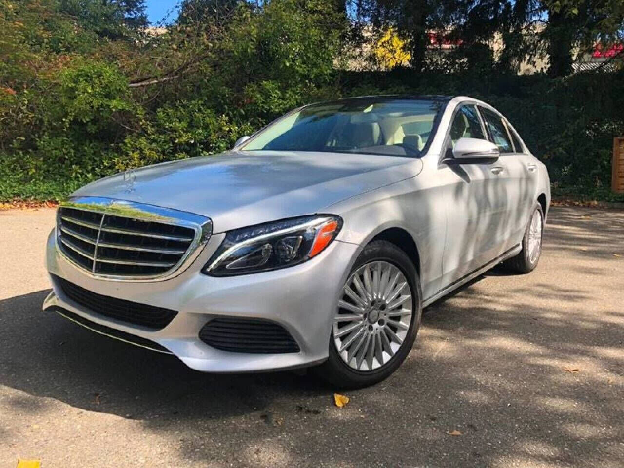 2017 MERCEDES-BENZ C-Class