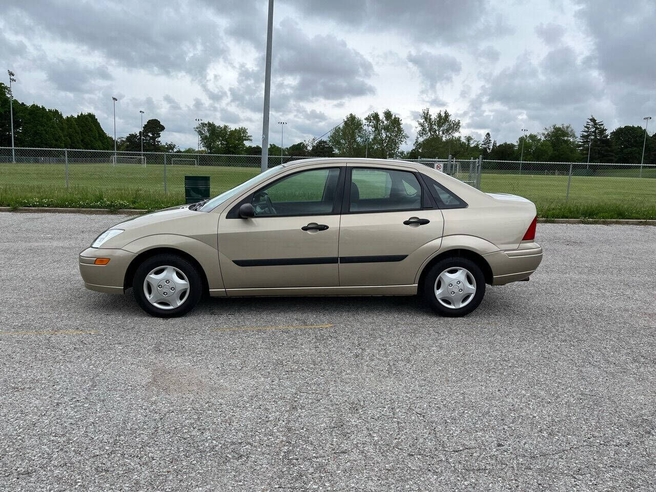 2001 FORD Focus