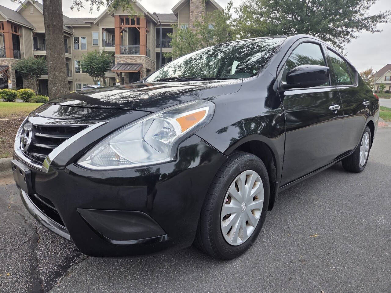 2016 NISSAN Versa