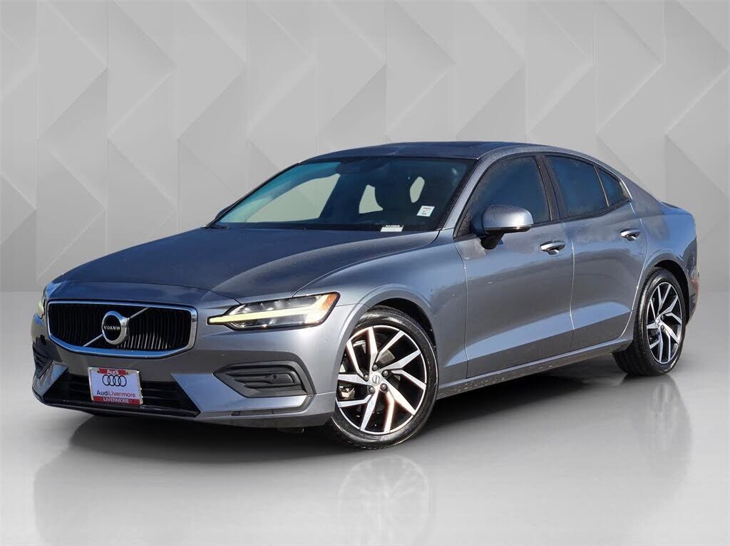 2020 VOLVO S60