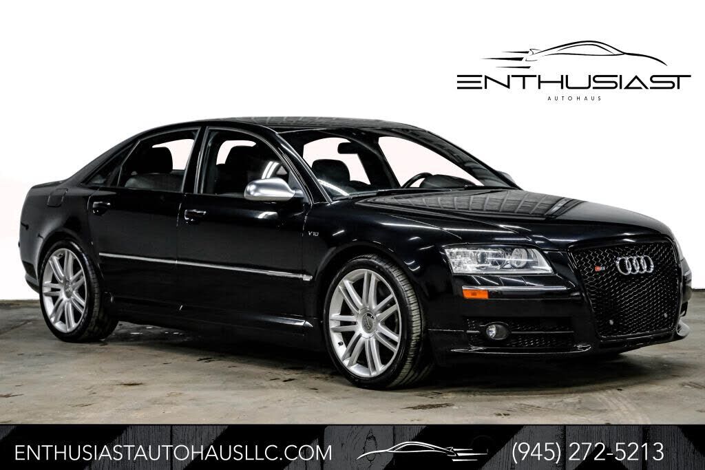 Audi S8