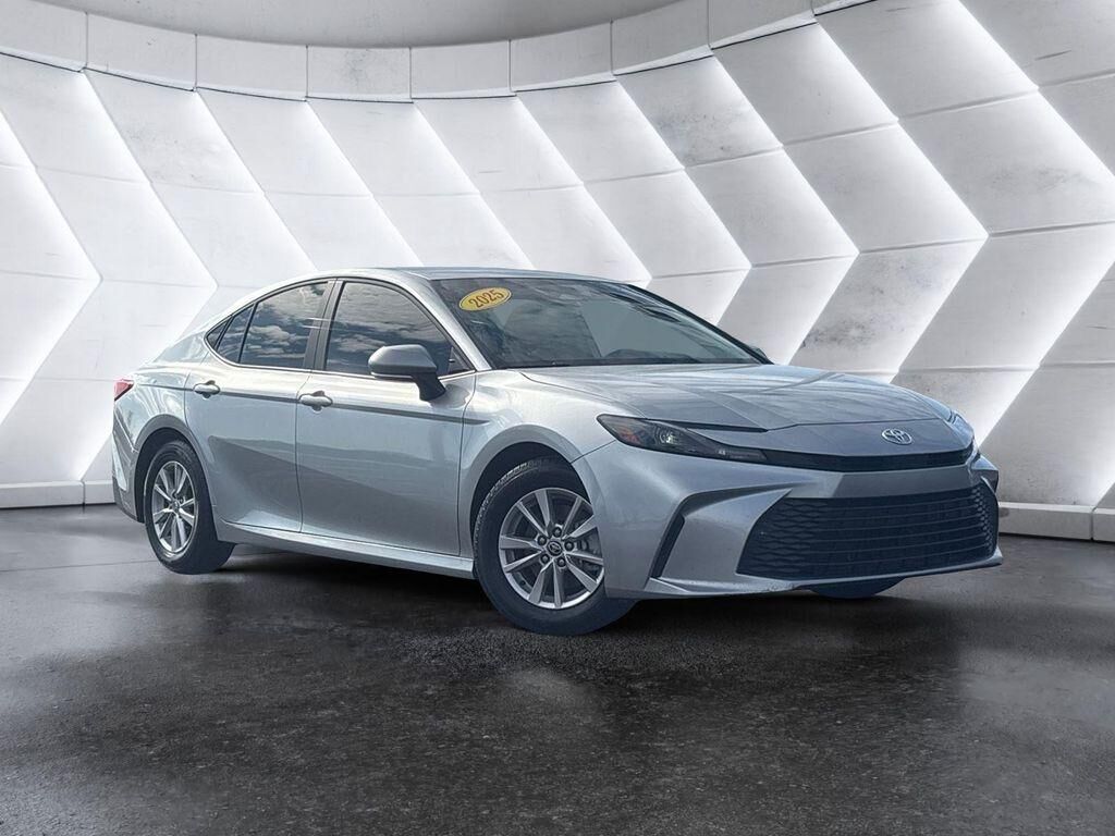 2025 TOYOTA Camry