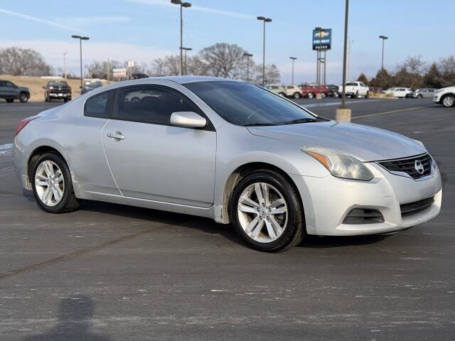 2012 NISSAN Altima