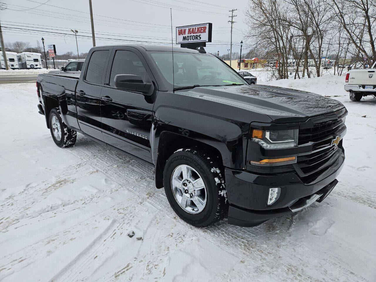 2017 CHEVROLET Silverado