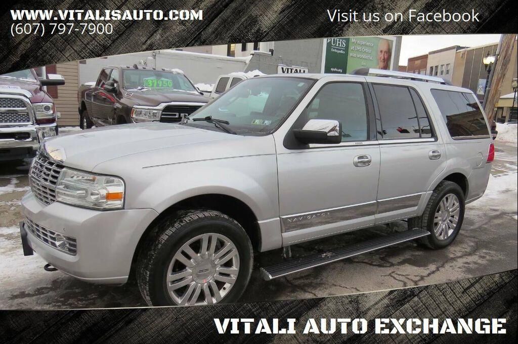 Lincoln Navigator