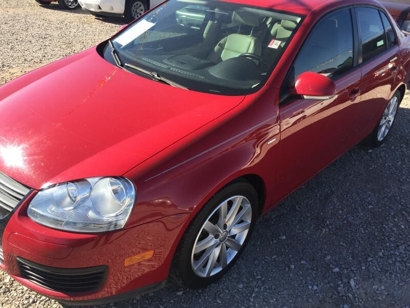 2010 VOLKSWAGEN Jetta