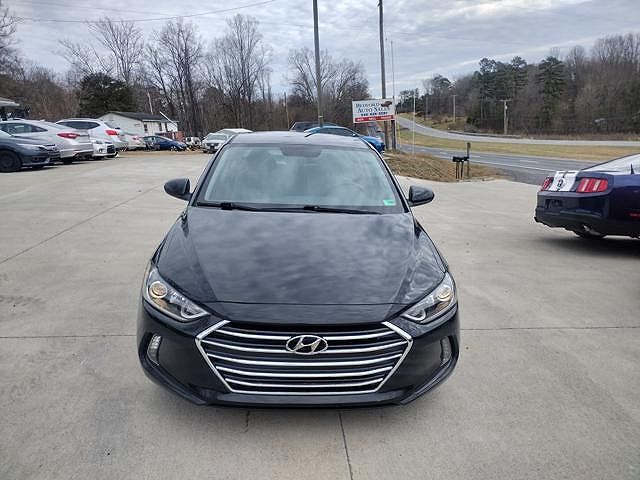 2017 HYUNDAI Elantra