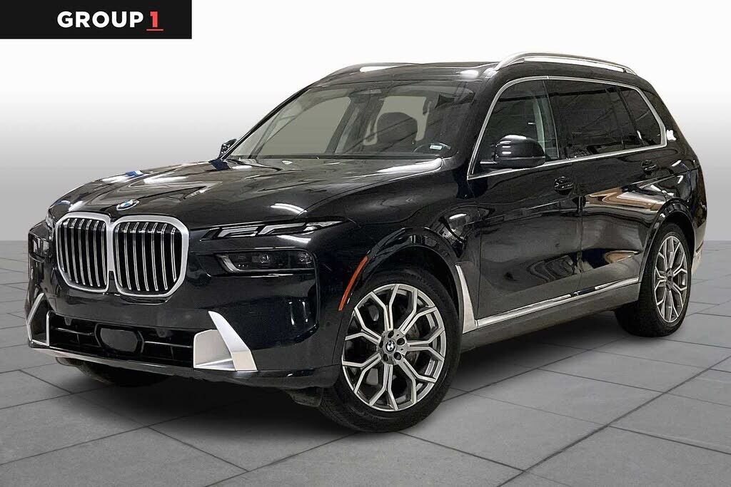 2023 BMW X7