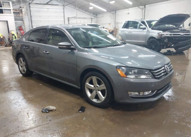 2015 VOLKSWAGEN Passat