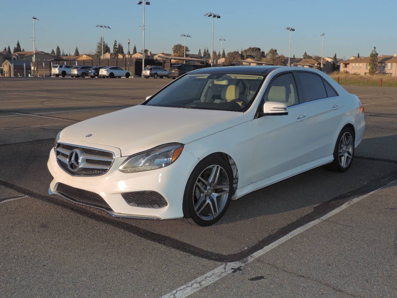 2014 MERCEDES-BENZ E-Class