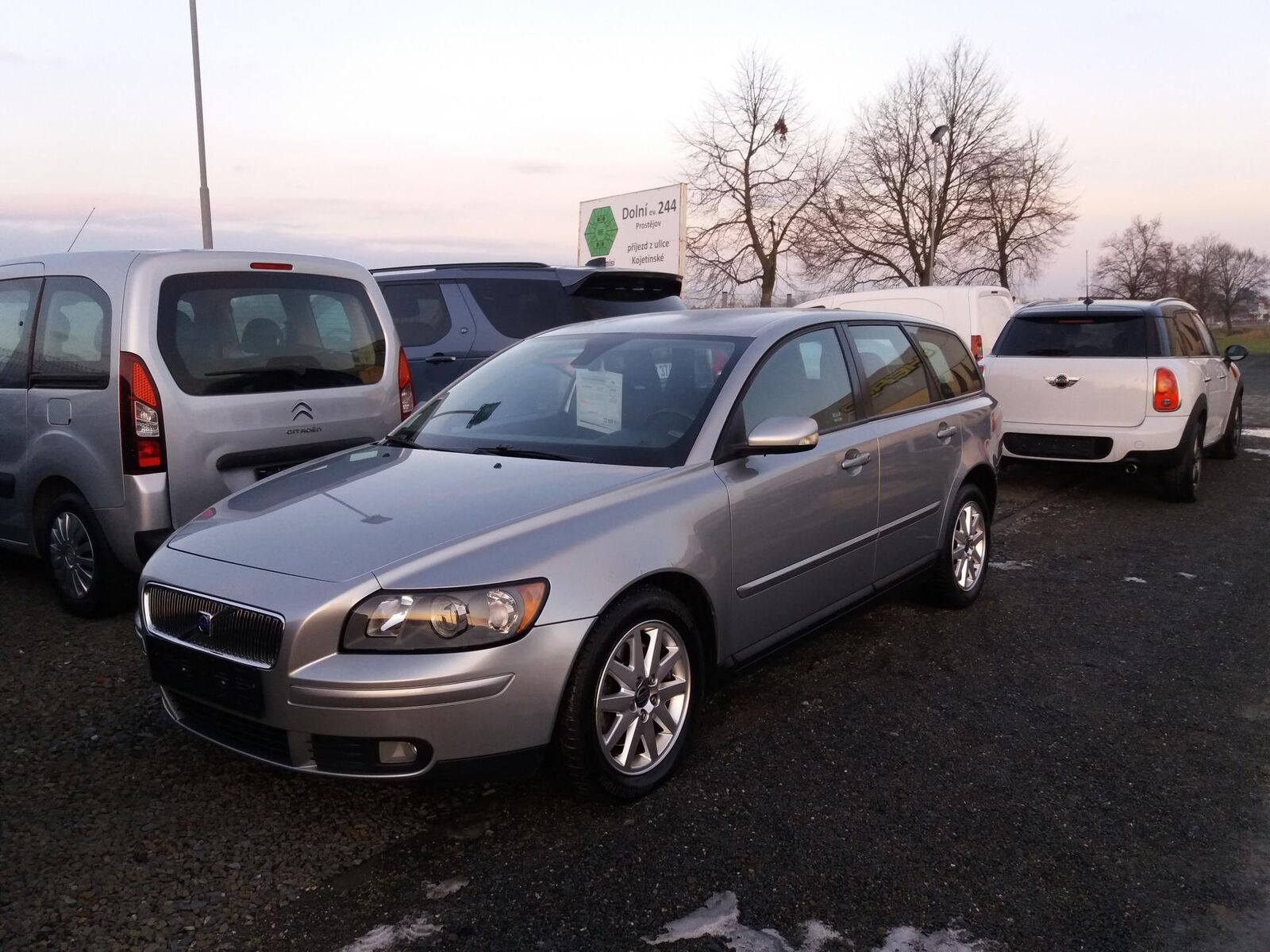2006 VOLVO V50