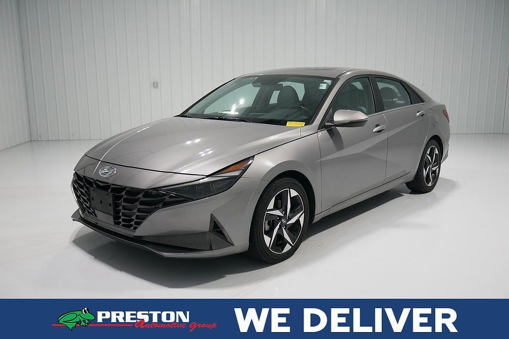 2023 HYUNDAI Elantra