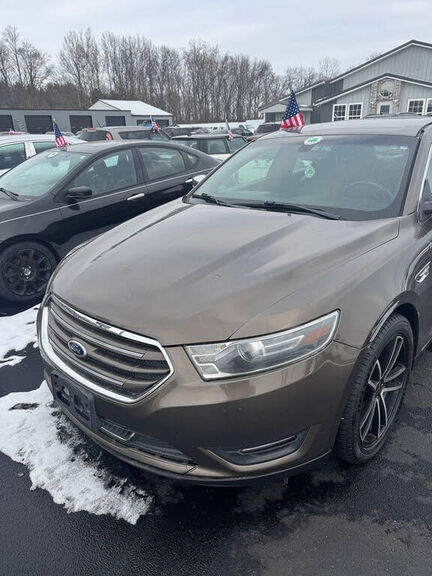 2016 FORD Taurus