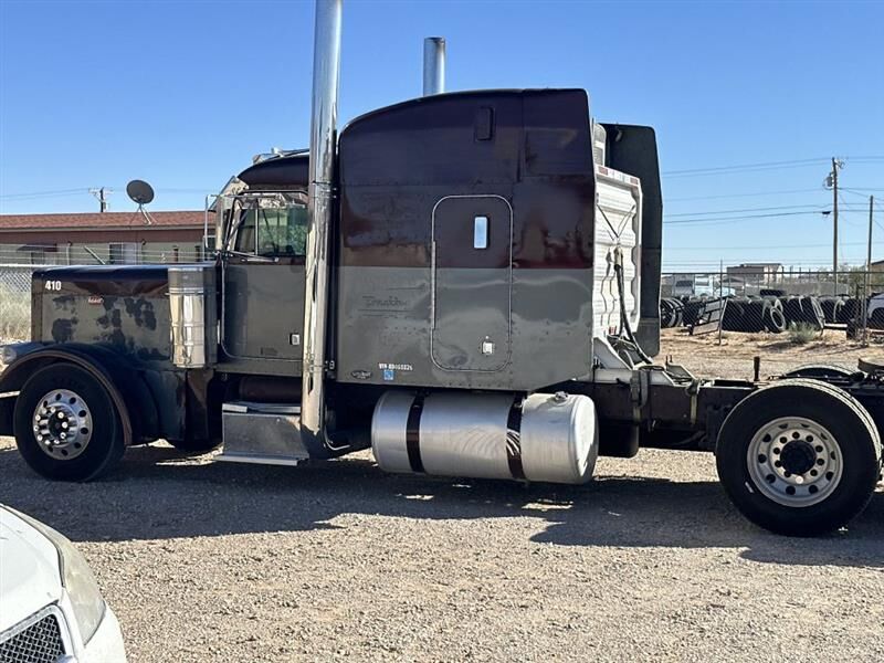 1999 PETERBILT 379