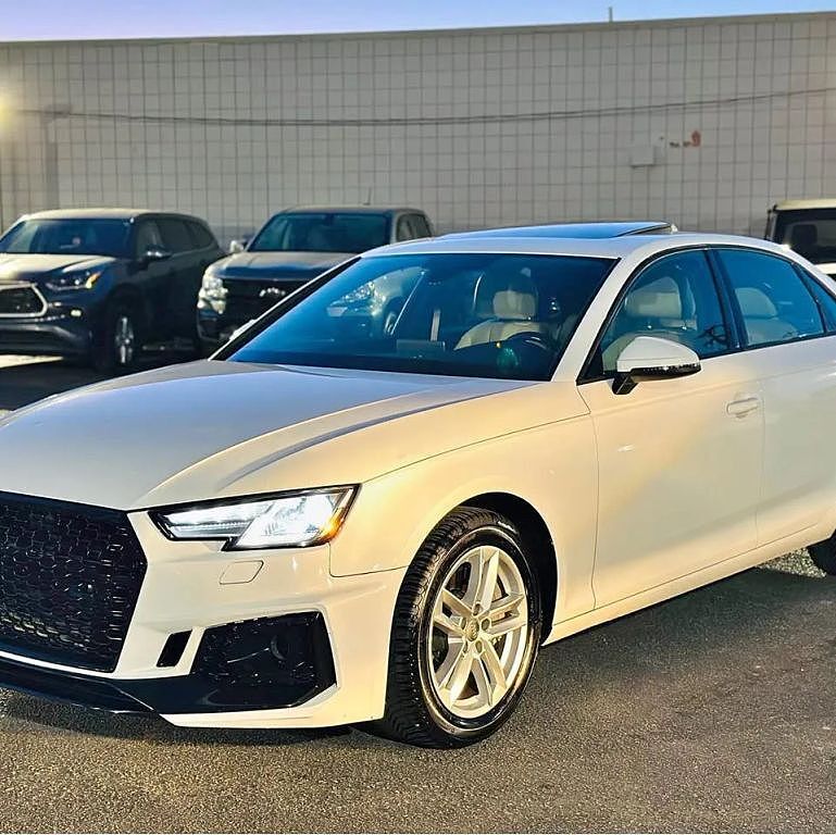 2017 AUDI A4
