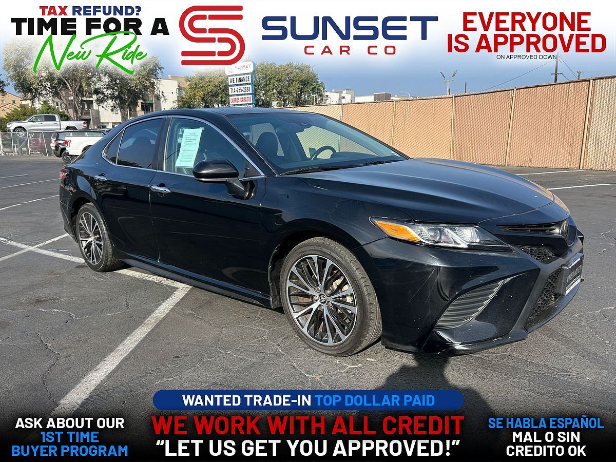2019 TOYOTA Camry