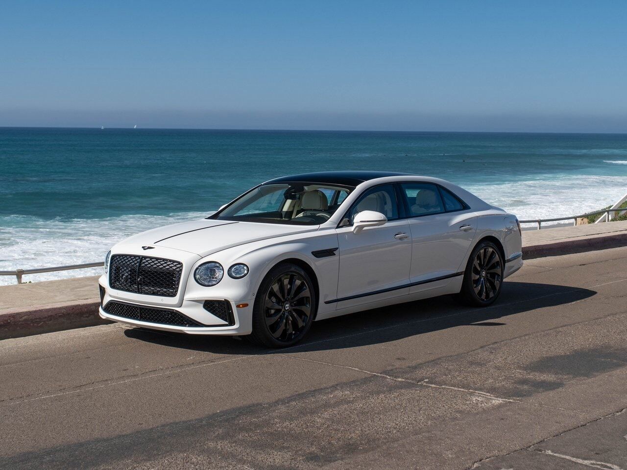 2026 BENTLEY Flying Spur