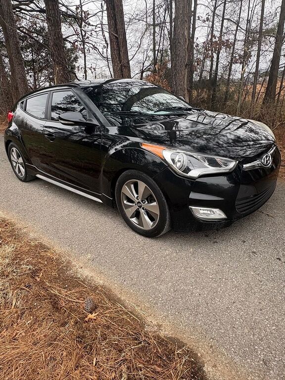 2013 HYUNDAI Veloster