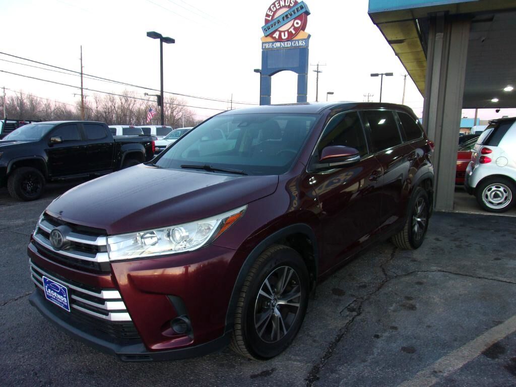 2017 TOYOTA Highlander