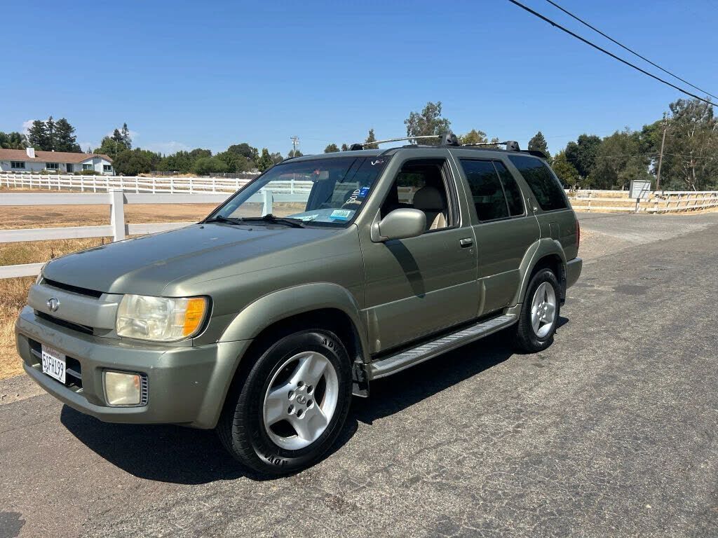 Infiniti QX4
