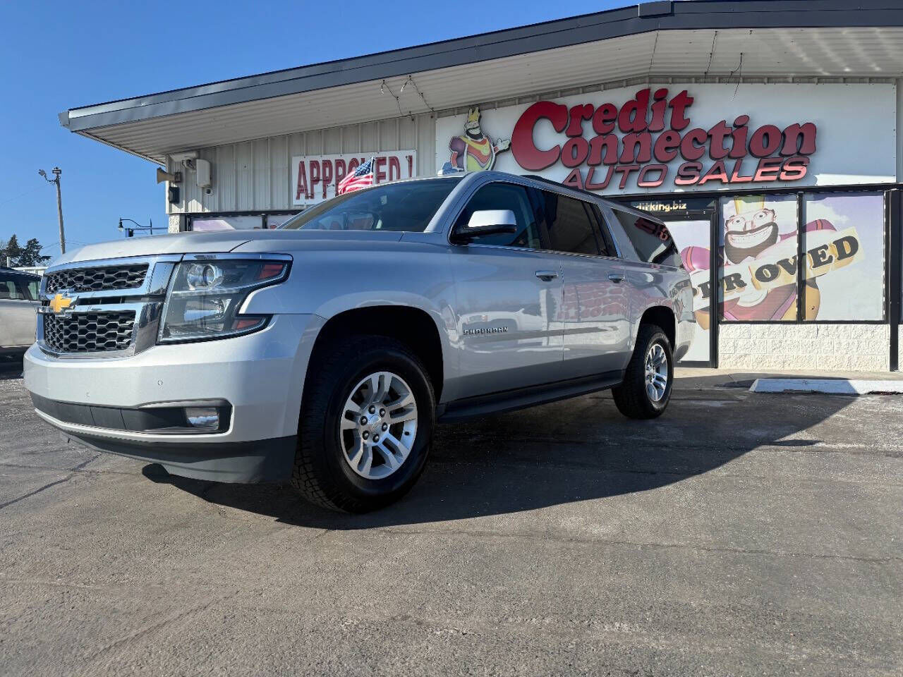 2016 CHEVROLET Suburban