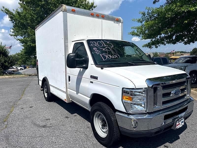 2013 FORD E-350