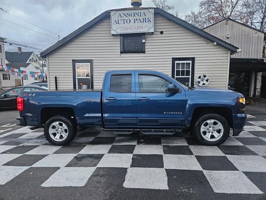 2018 CHEVROLET Silverado