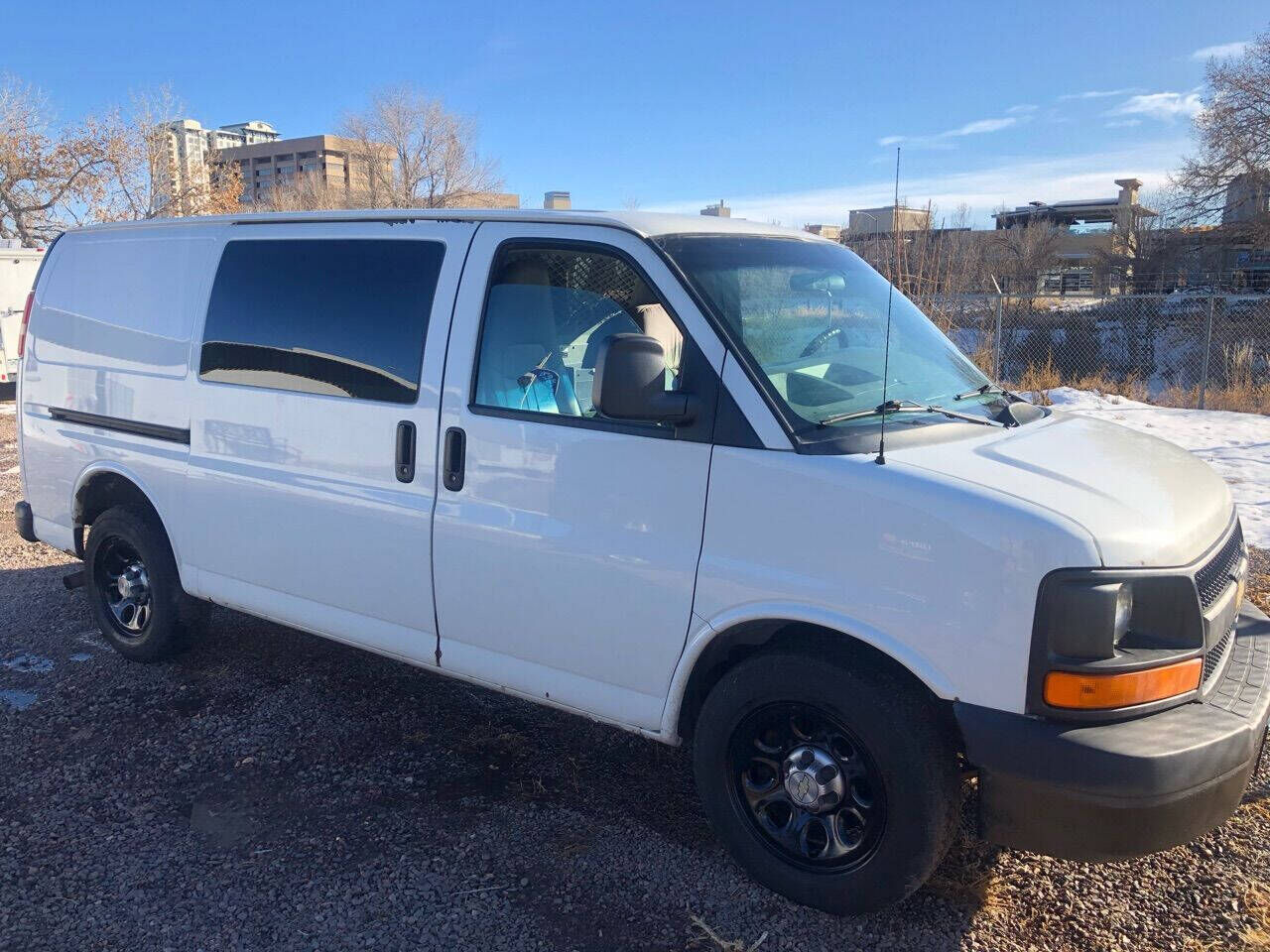 2010 CHEVROLET Express