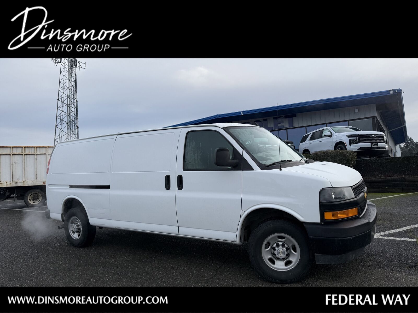 2023 CHEVROLET Express