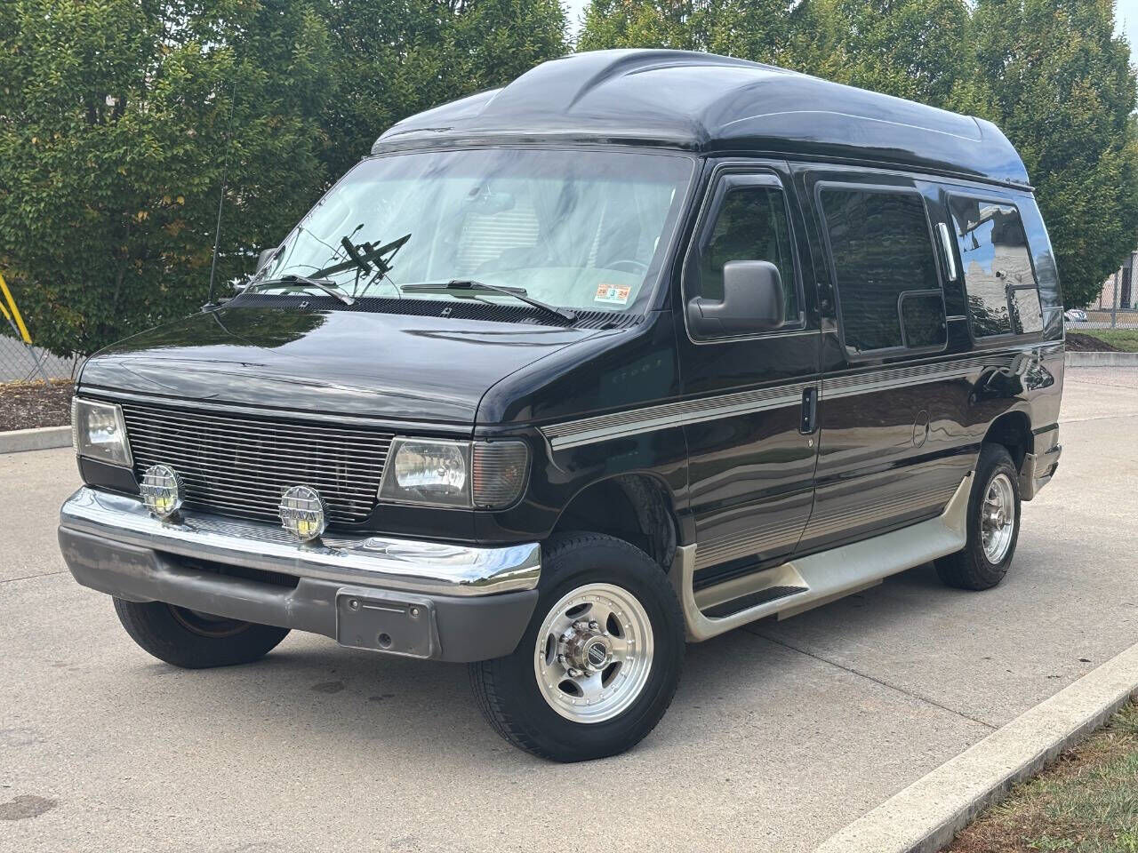 2003 FORD E-250