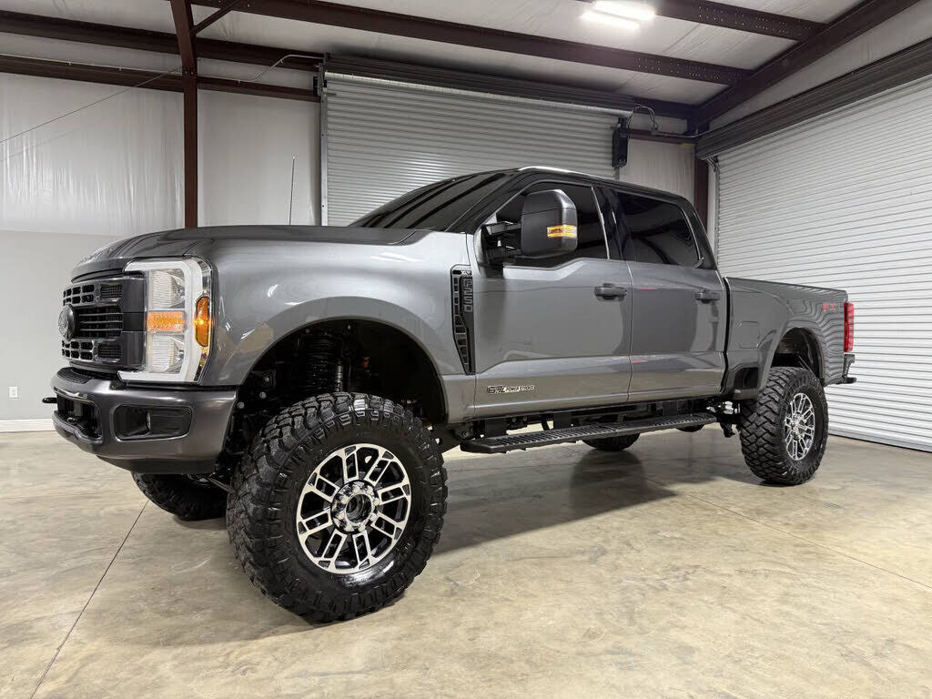 2025 FORD F-250