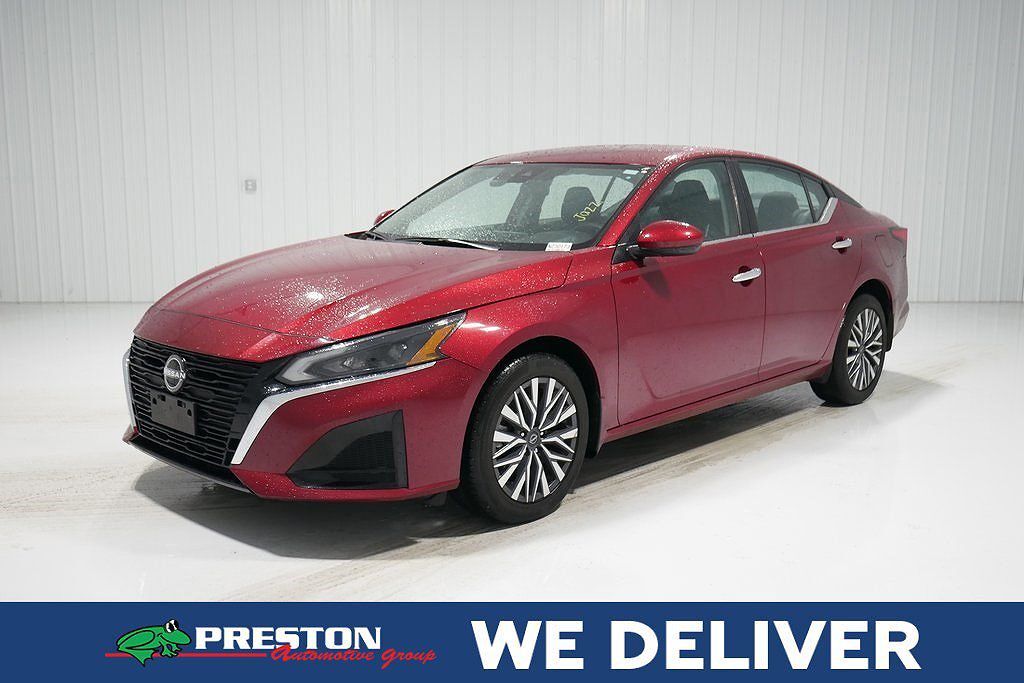 2023 NISSAN Altima