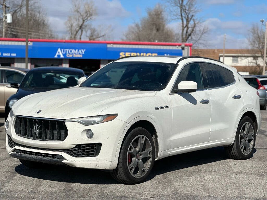 2017 MASERATI Levante
