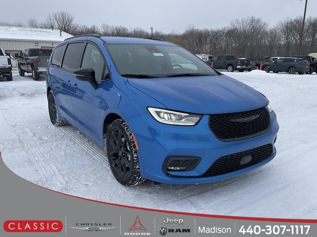 2026 CHRYSLER Pacifica