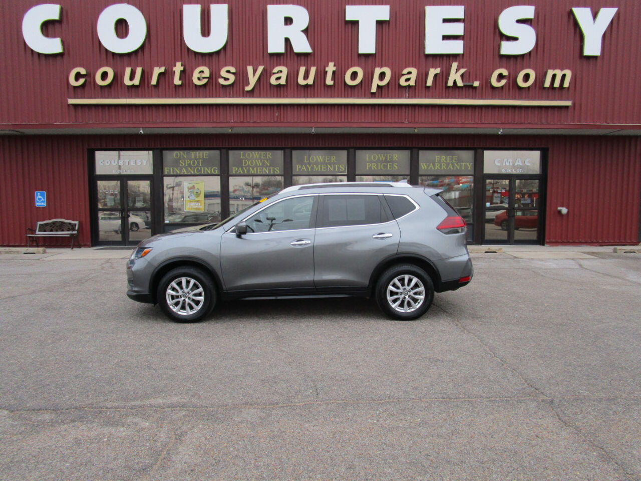 2019 NISSAN Rogue
