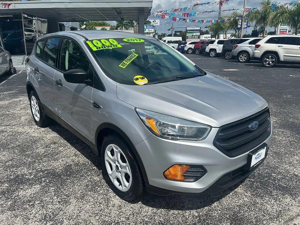 2017 FORD Escape