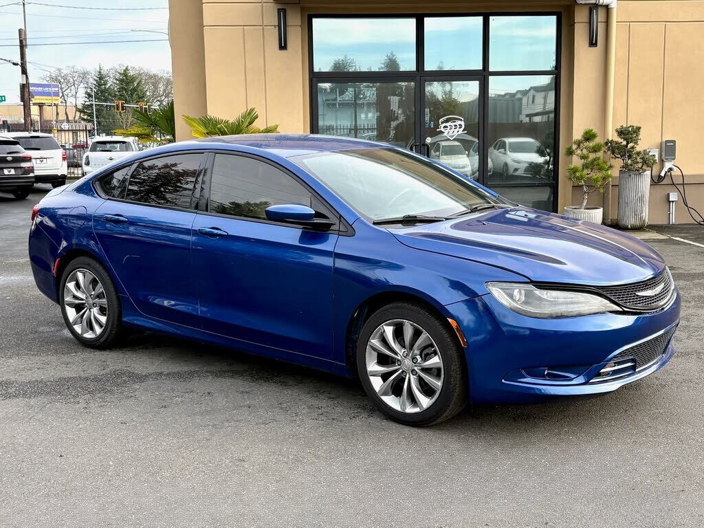 2015 CHRYSLER 200