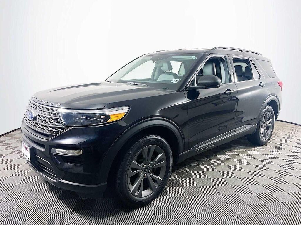 2021 FORD Explorer