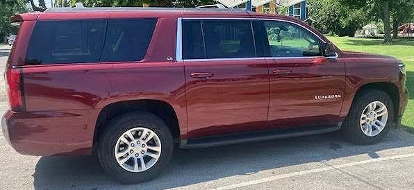 2016 CHEVROLET Suburban