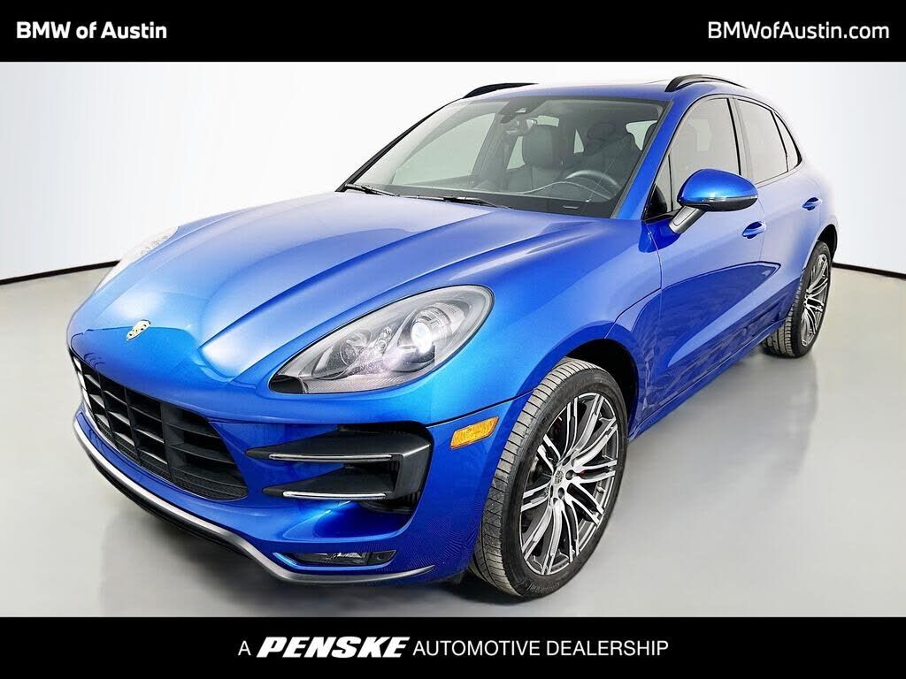 2017 PORSCHE Macan