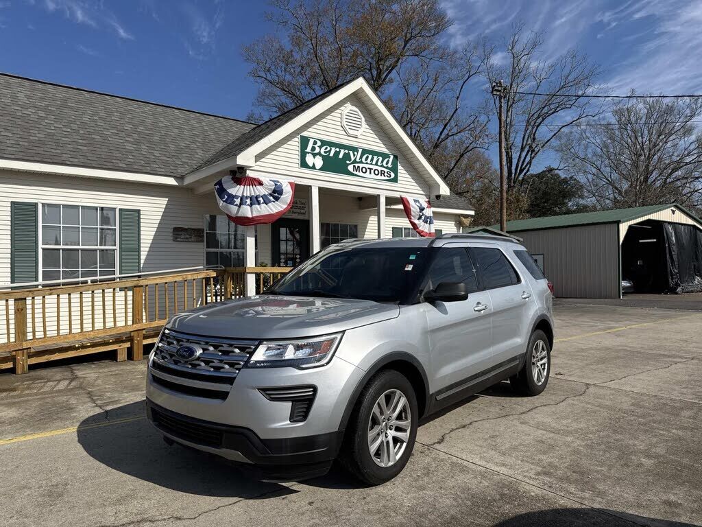 2018 FORD Explorer