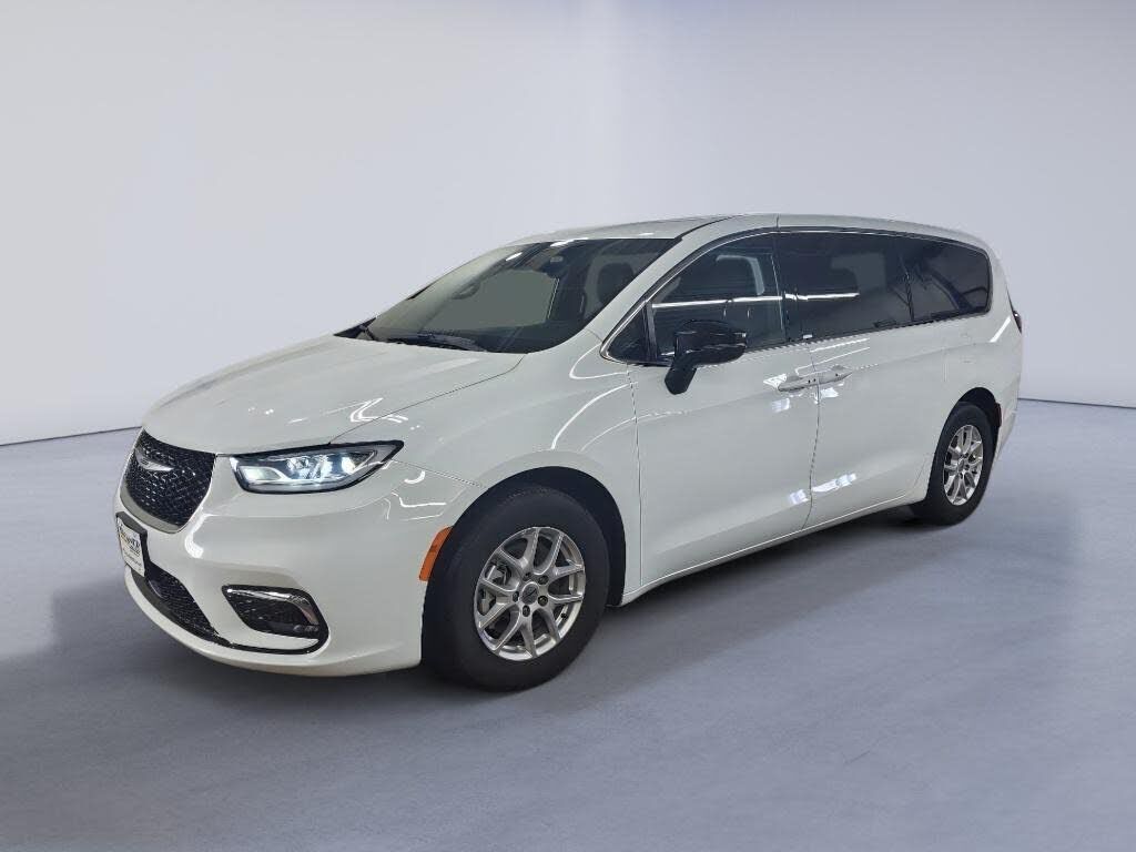 2025 CHRYSLER Pacifica